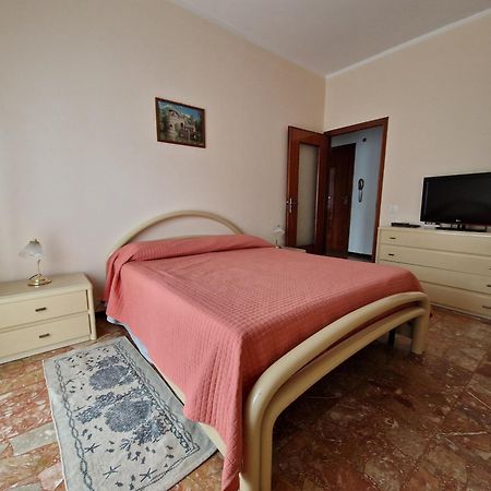 Appartement Casa Di Andreea E Bogdan à Albenga Extérieur photo